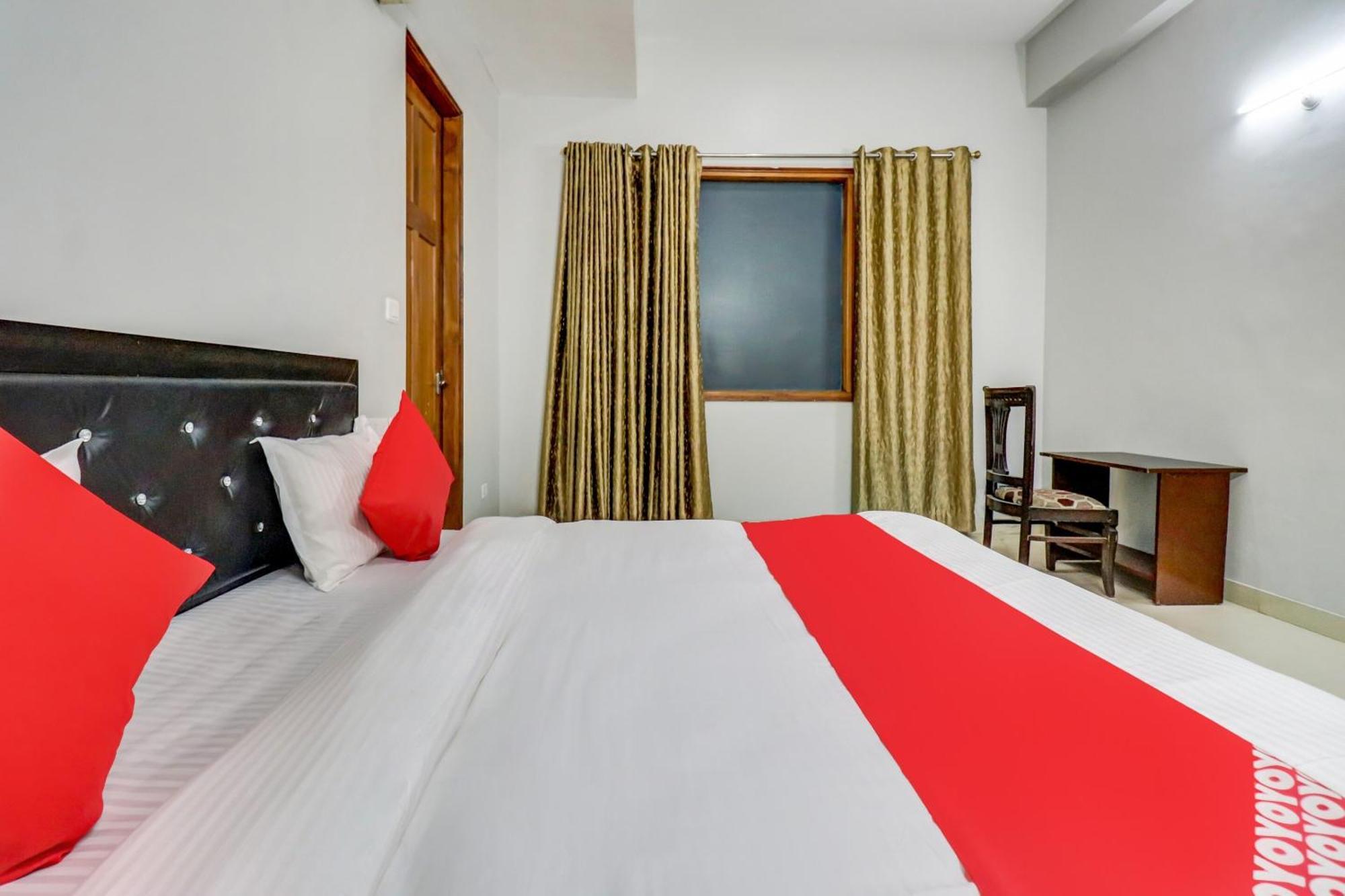 Hotel O Tokyo Chinhat Ngoại thất bức ảnh